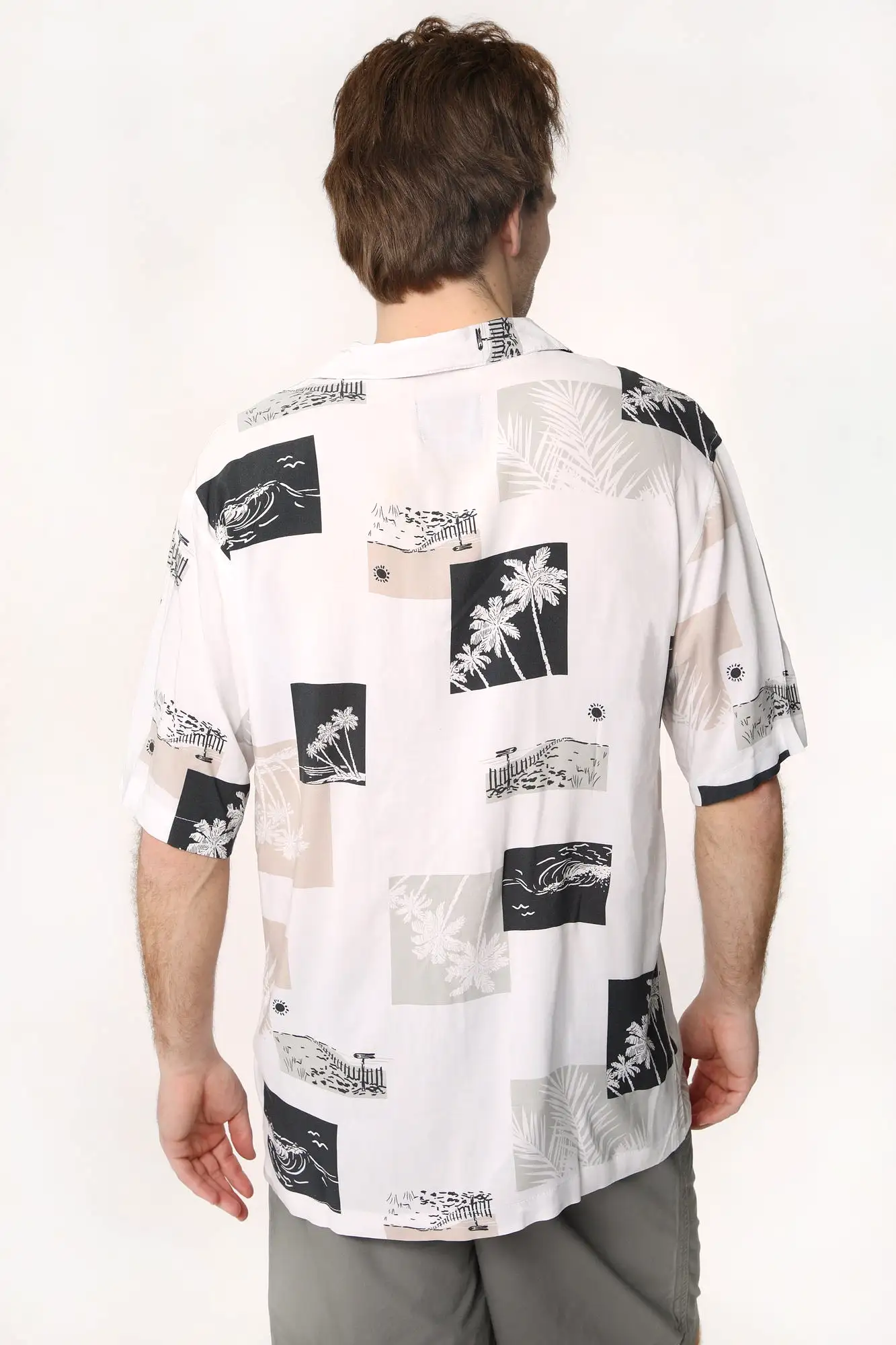 Amnesia Mens Printed Rayon Button-Up