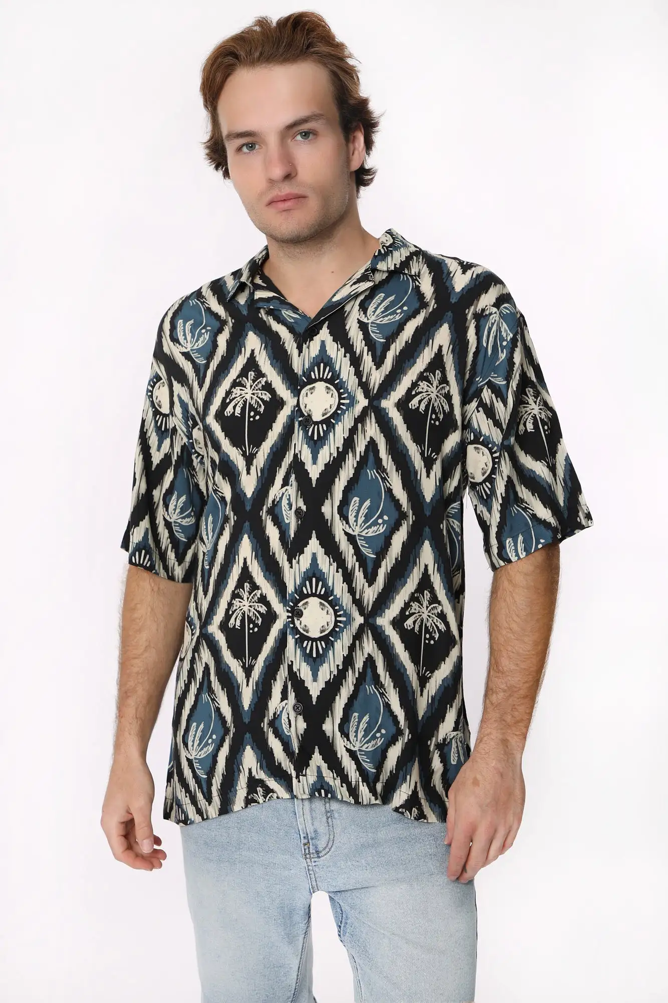 Amnesia Mens Printed Rayon Button-Up