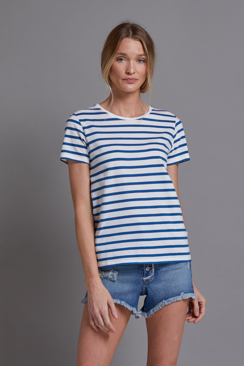 Majestic Short Sleeve Striped Crewneck in Blanc/Notte